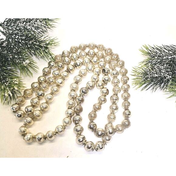 Vintage 15mm Christmas Tree Garland Larger Bead Mercury Glass Strand Silver 48" - Picture 2 of 8